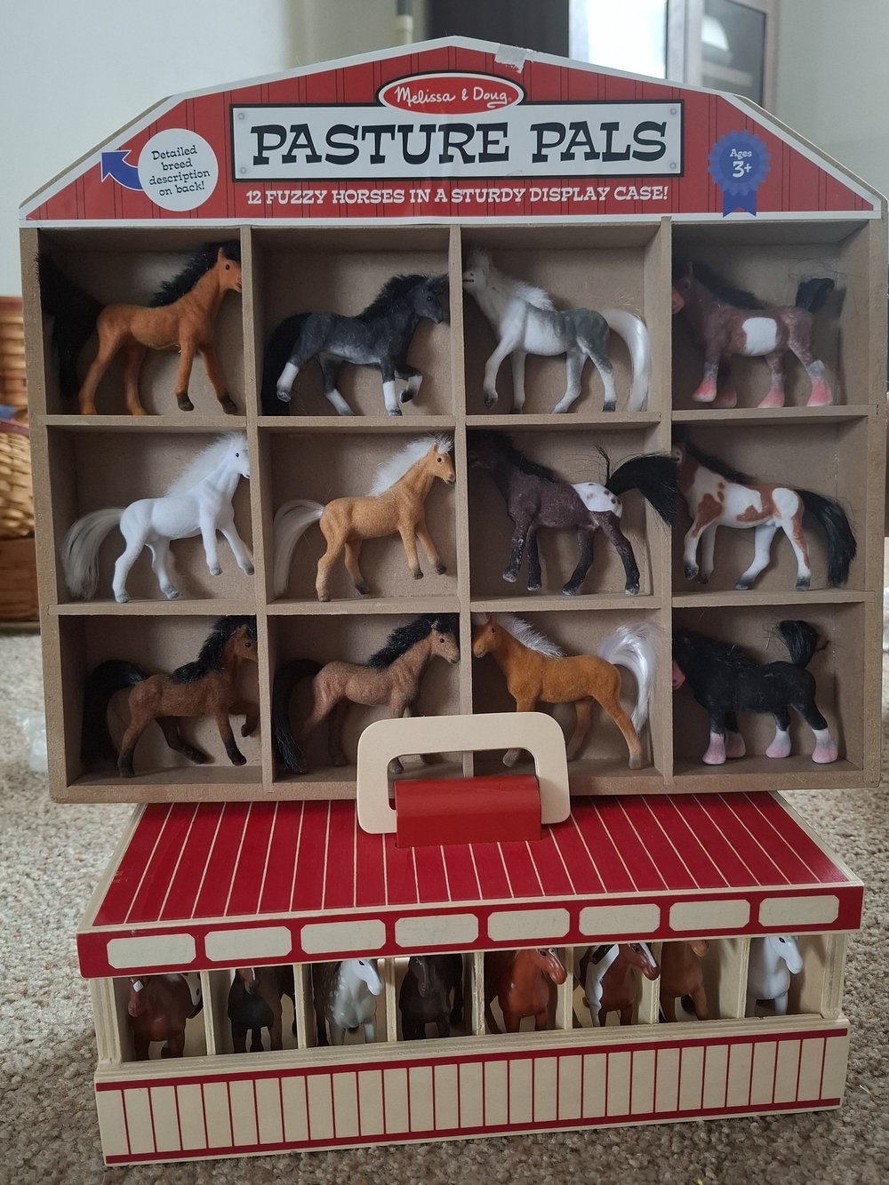 Melissa & Doug Pasture Pals Horse Playset - Take Along Show Horse Stable